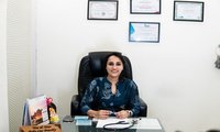 Dr. Rupali Chadha : Best Gynecologist Doctor in Delhi